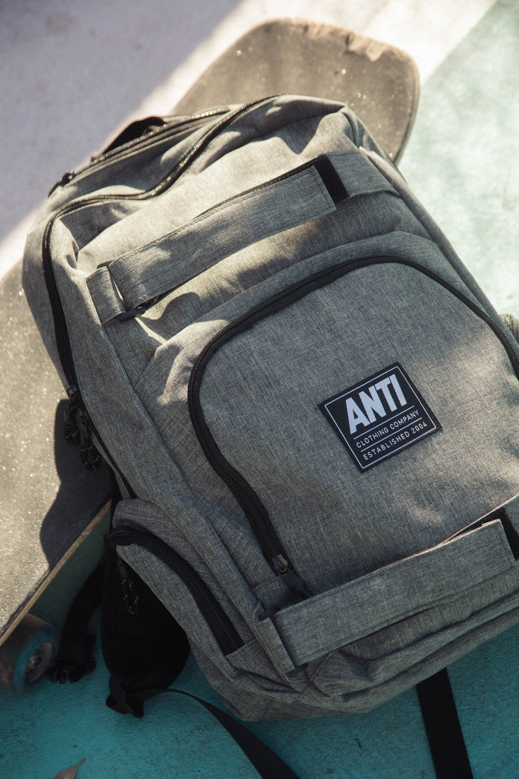 Mochila Essential Gris Jaspe