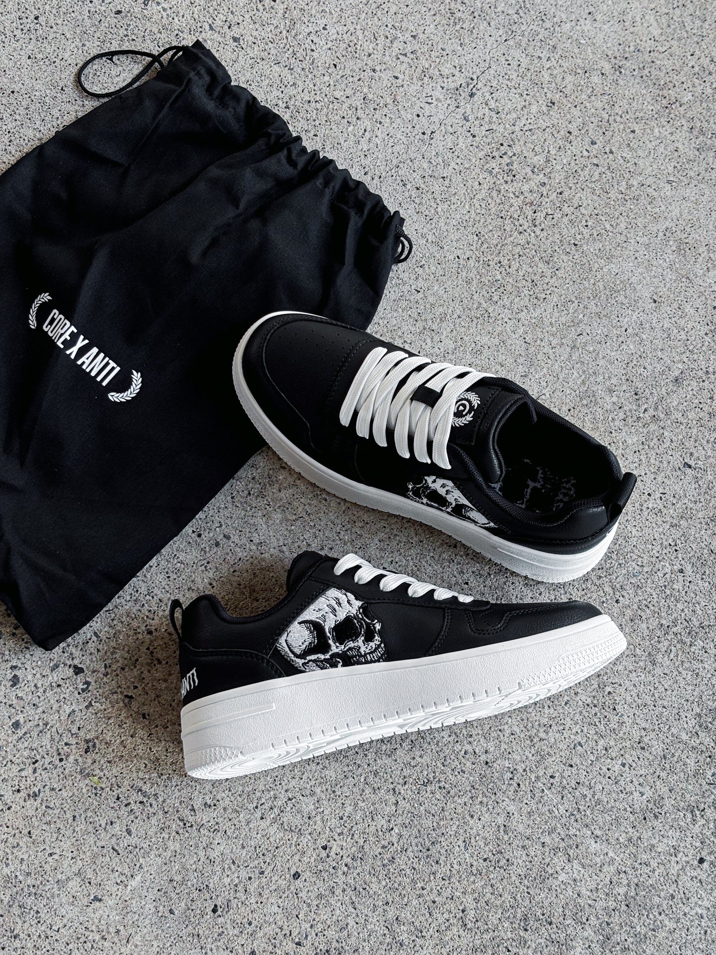 TRUST ANTI X CORE BLACK