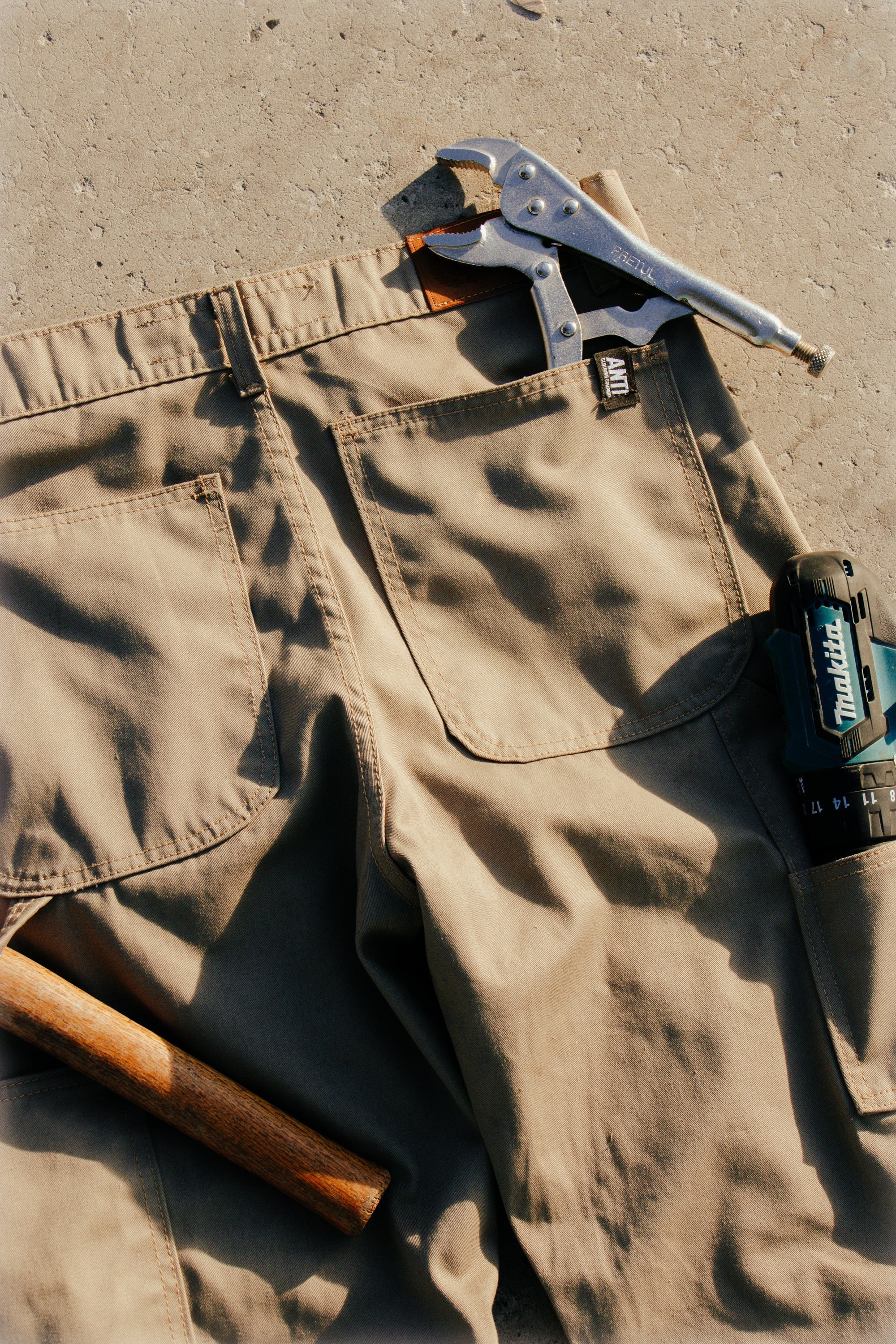 PANTALONES Y BERMUDAS - ANTIFASHION