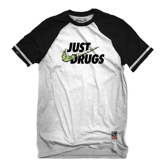 Playera Just Drugs blanco  Essential