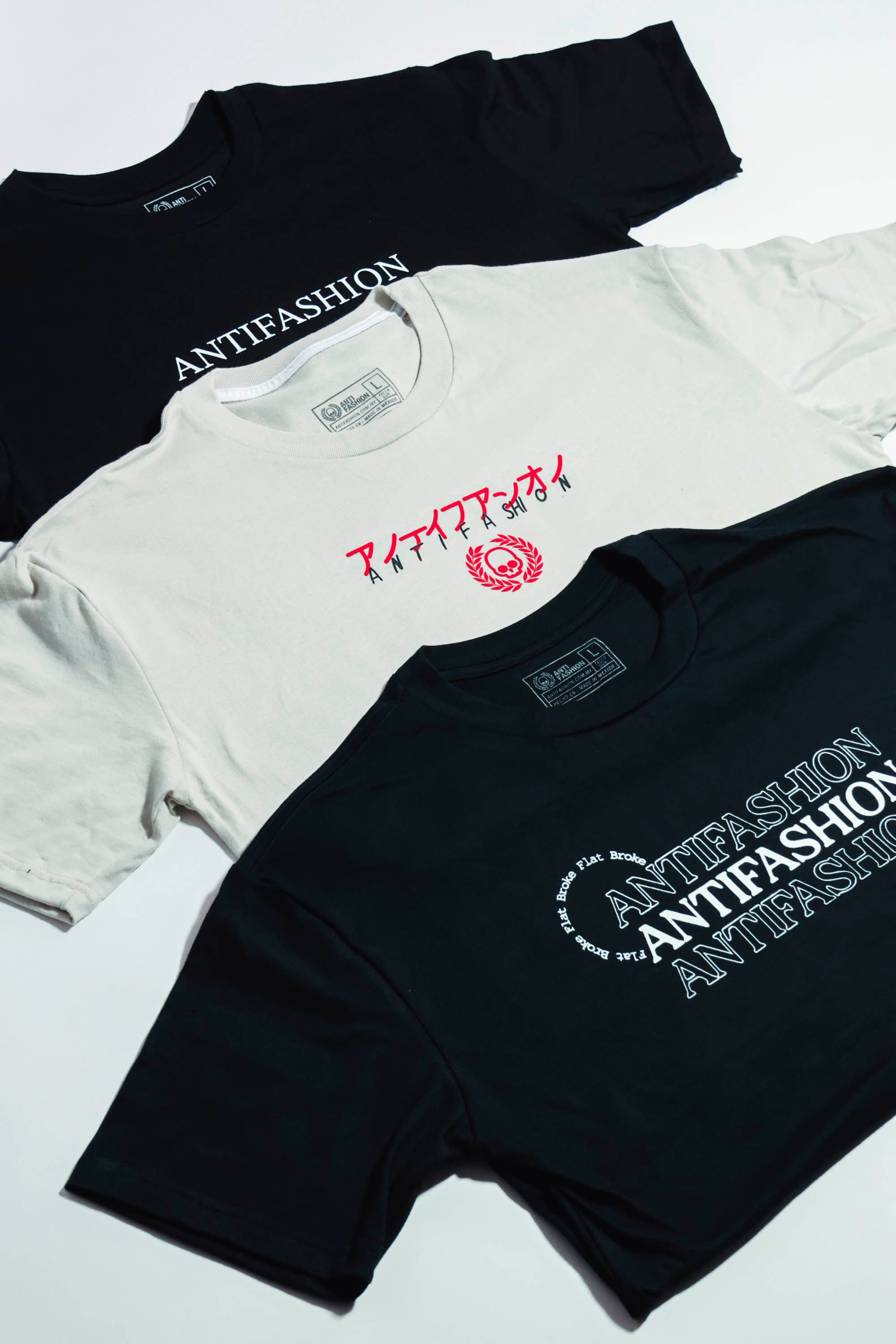 Playera Everything is Cool