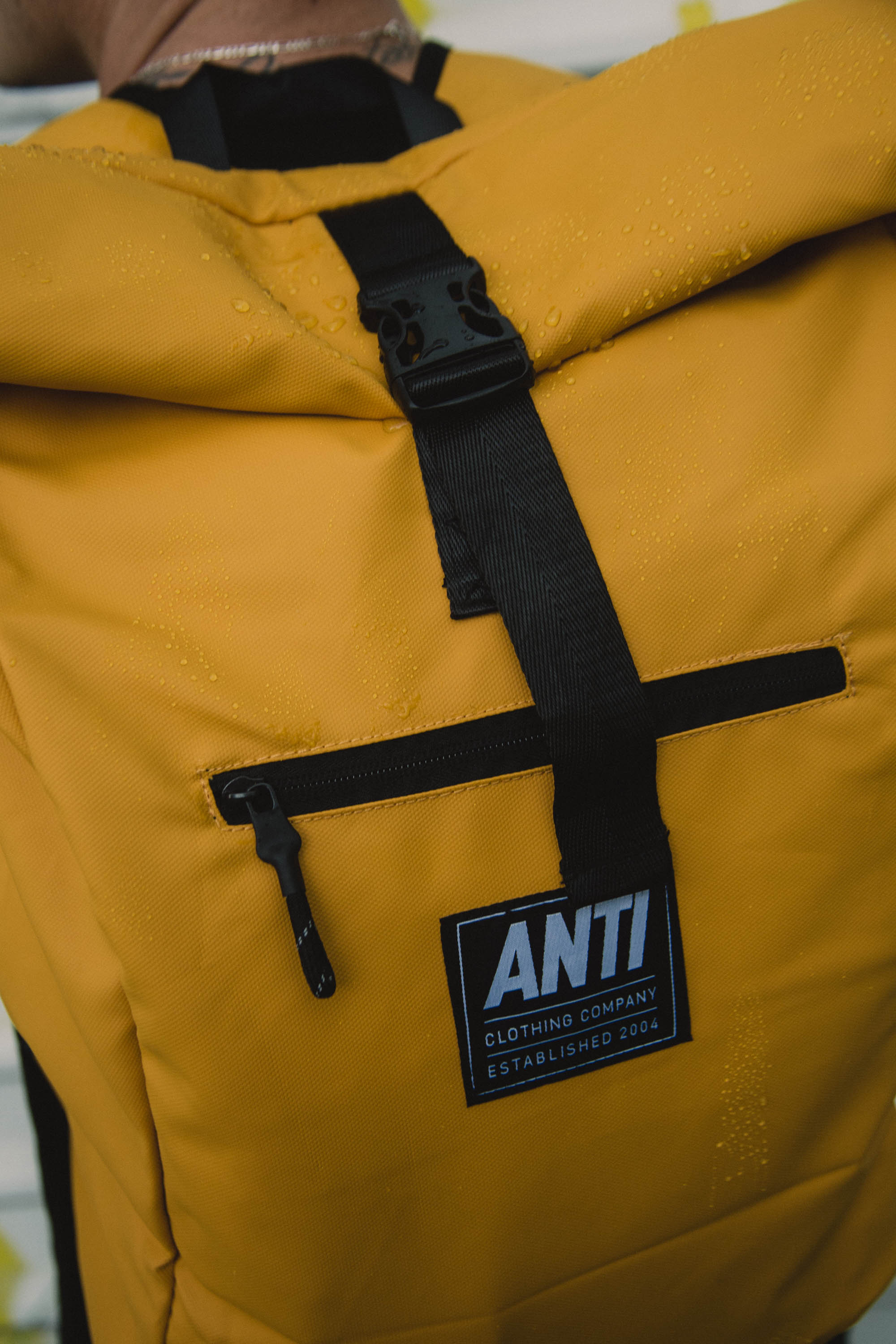 Mochila Camping Impermeable Yellow