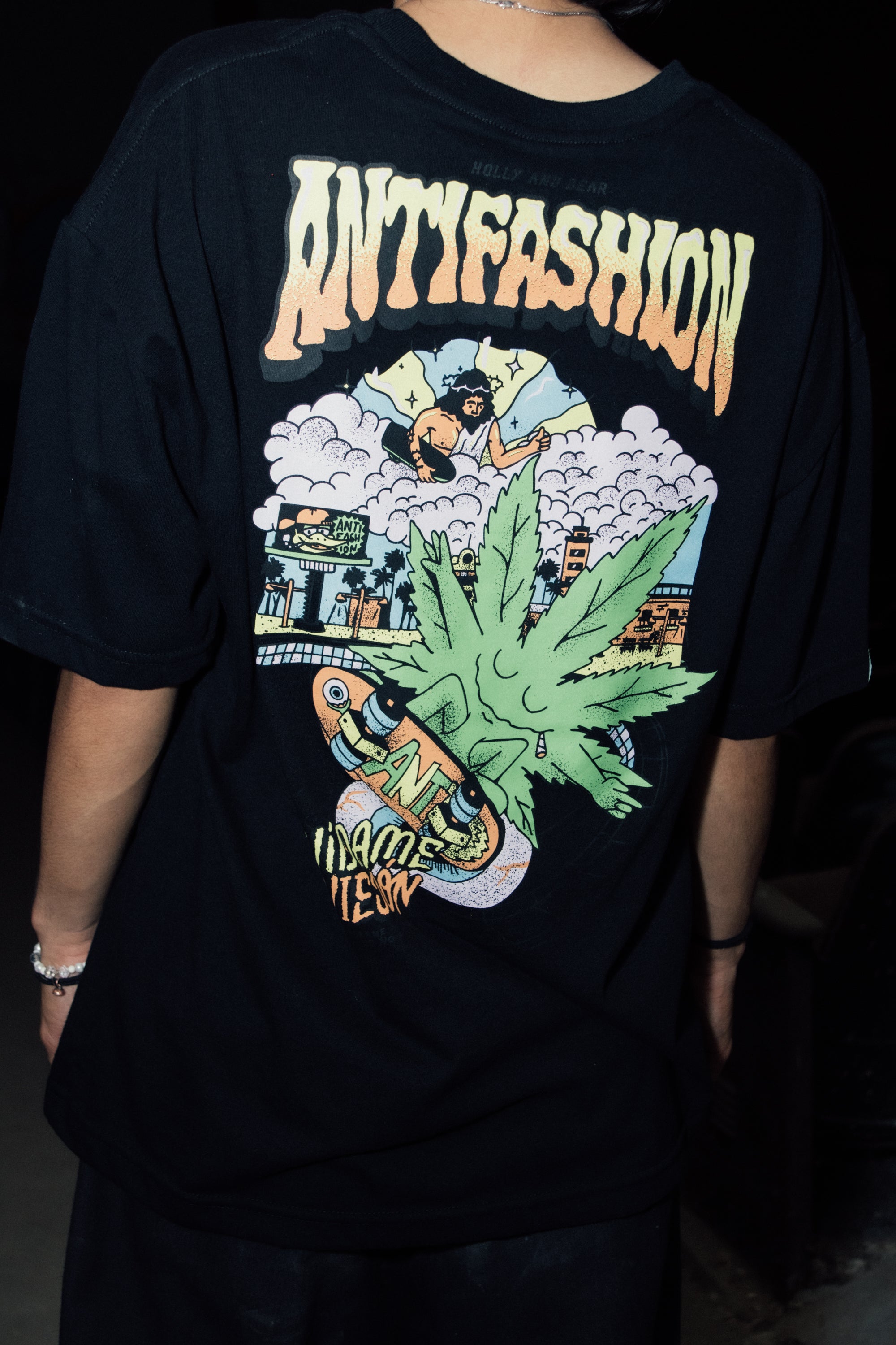 Playera Cuidame Viejo Black