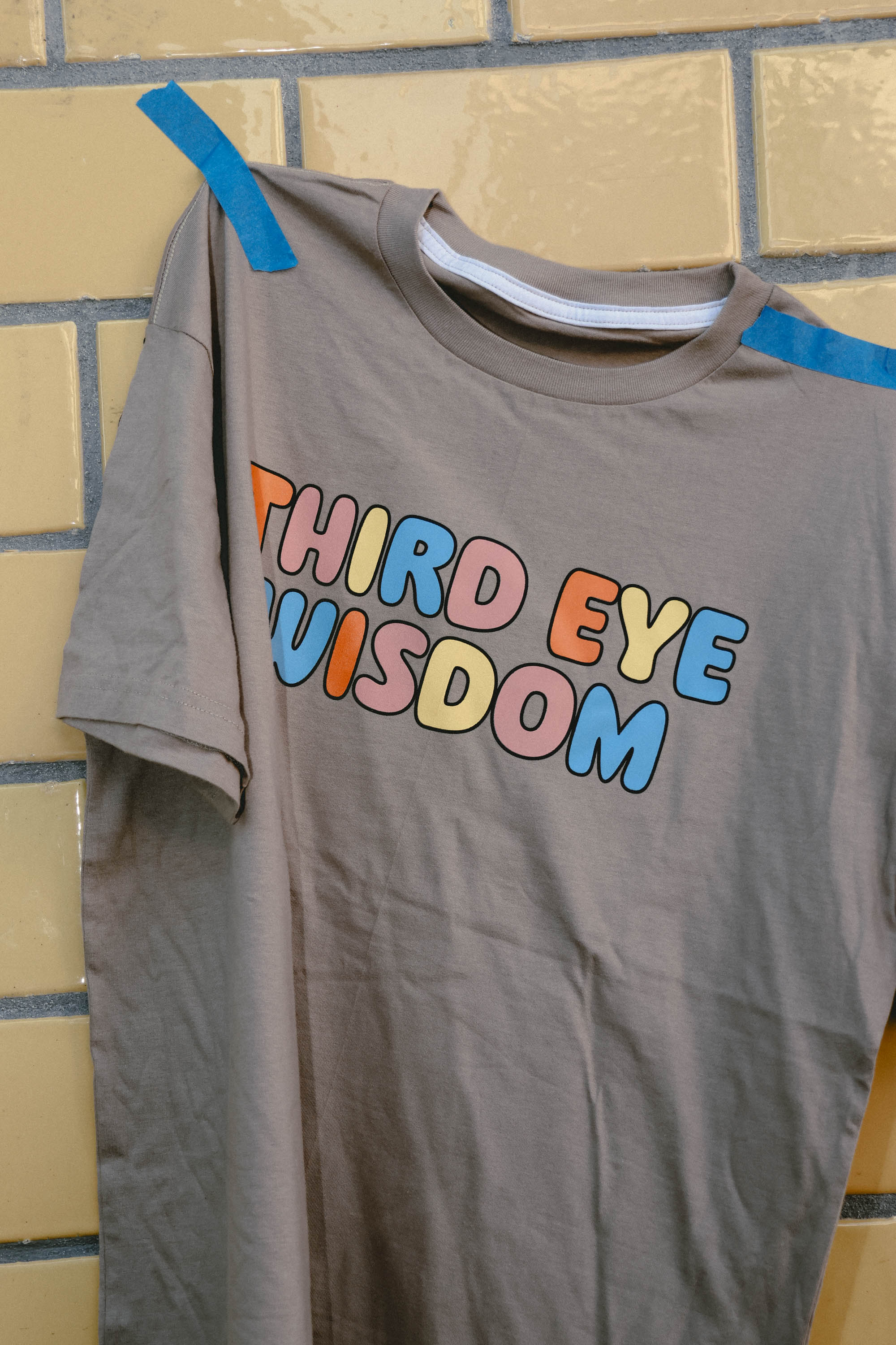 Playera Third Eye kaki