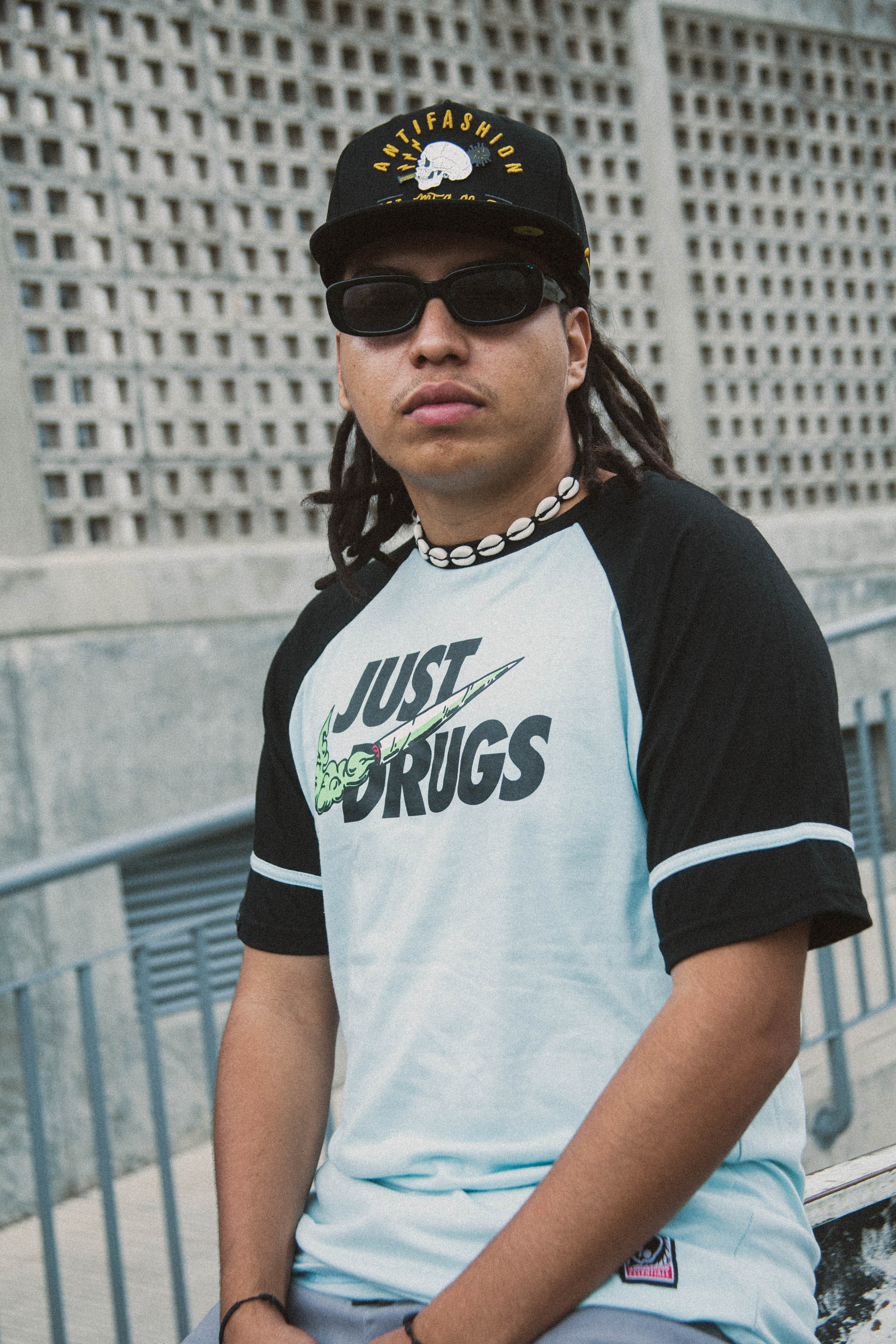 Playera Just Drugs Azul Essential