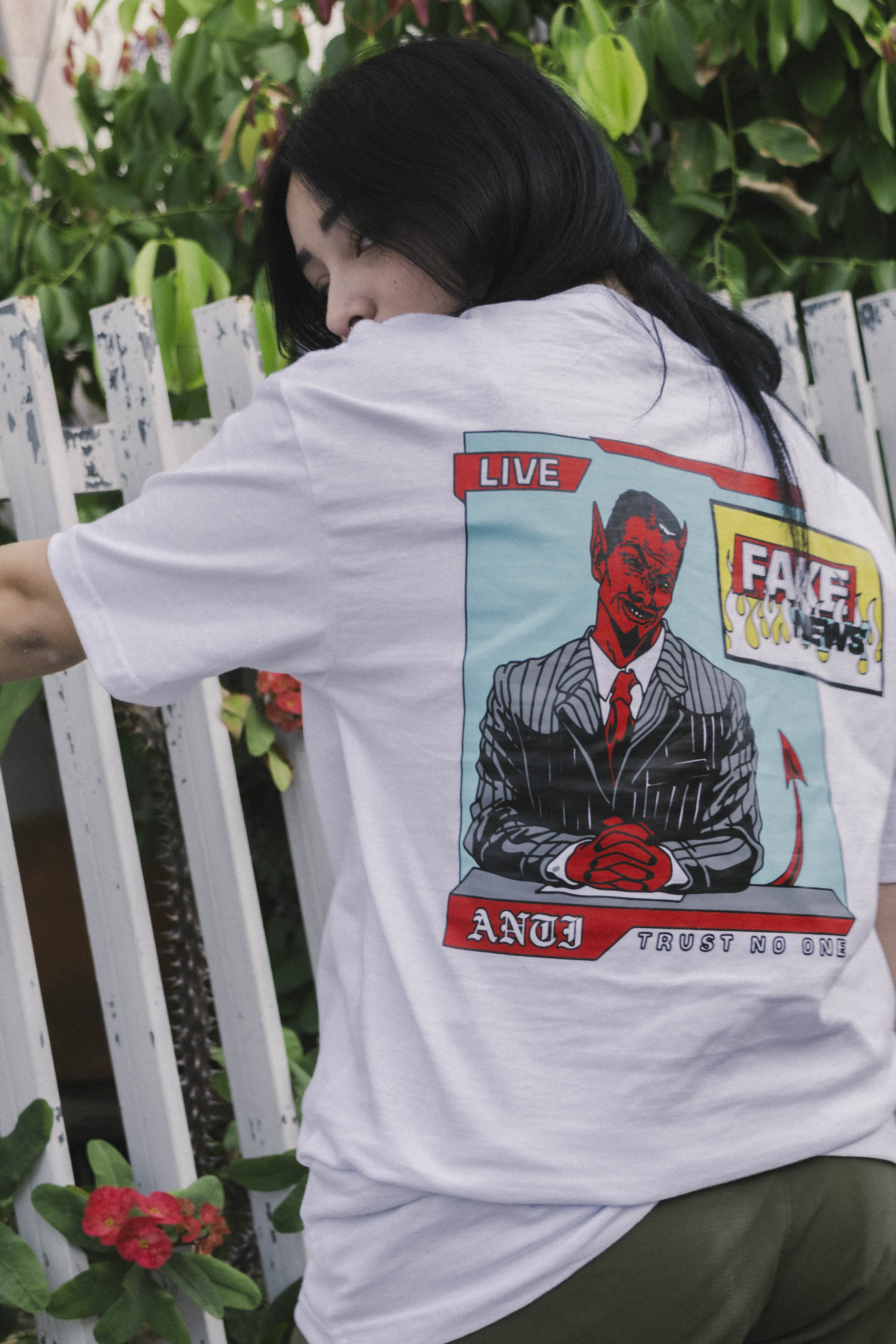 Playera Fake New