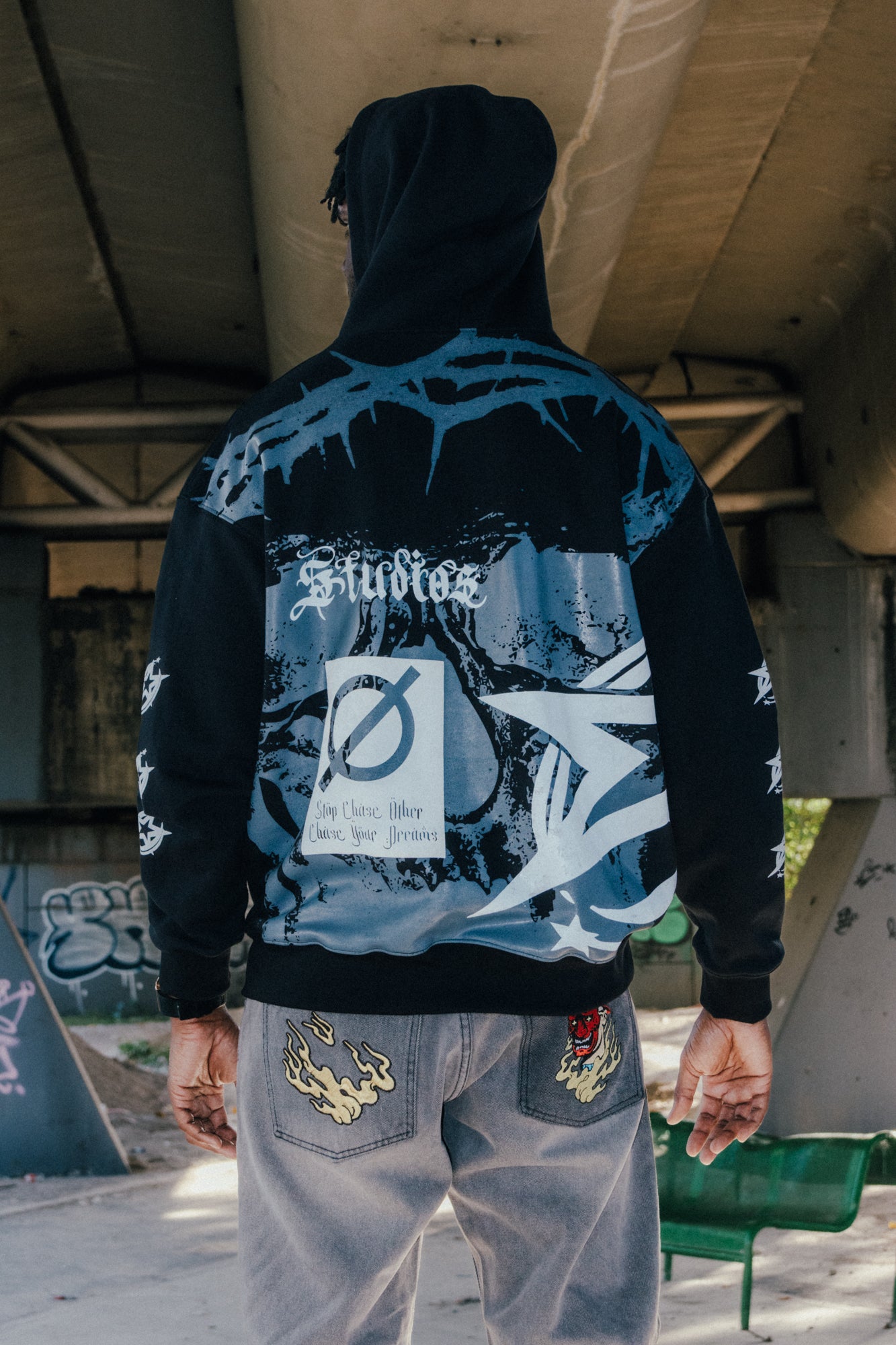 Sudadera CHEASE YOUR DREAMS