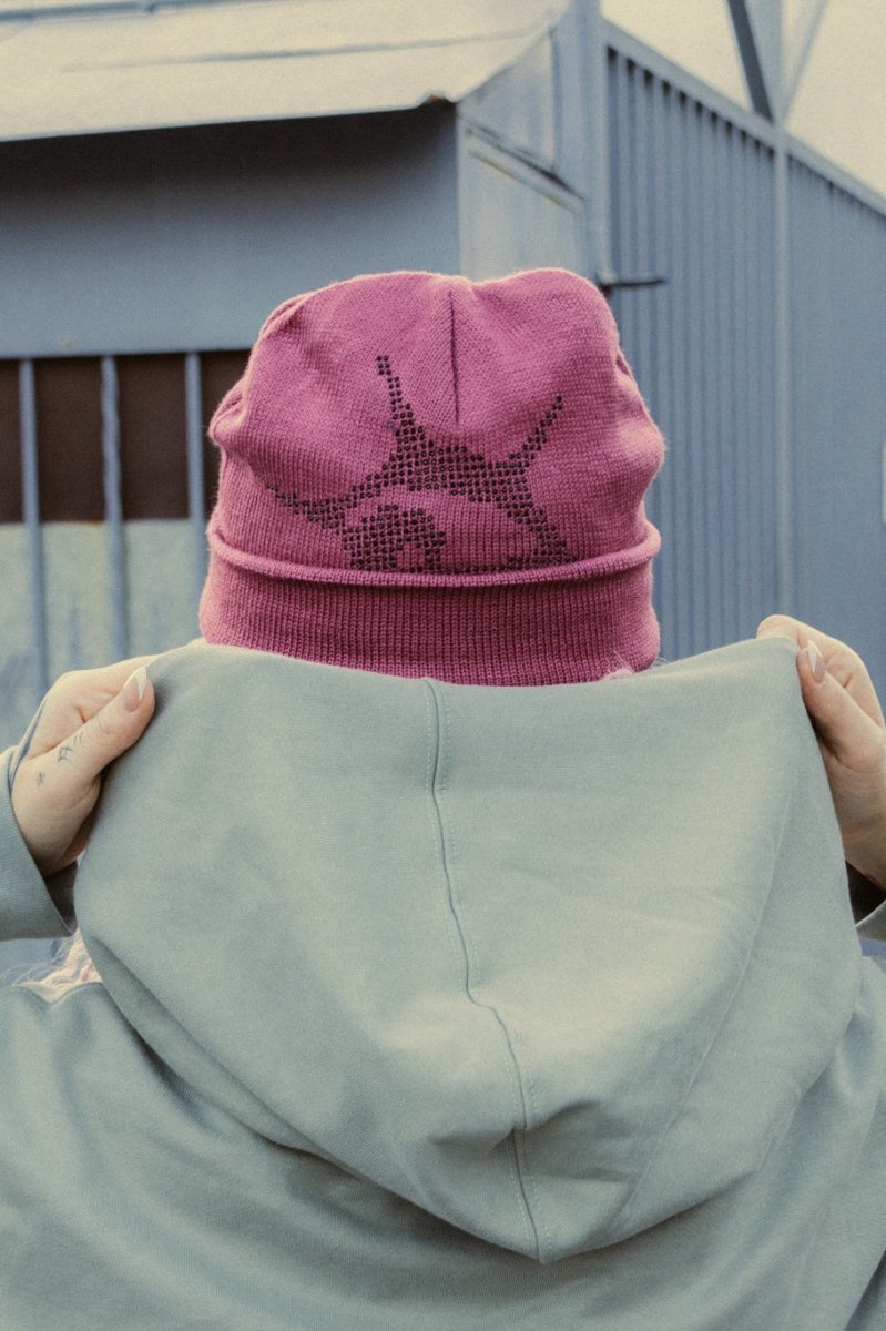 Beanie Eye Pink - ANTIFASHION