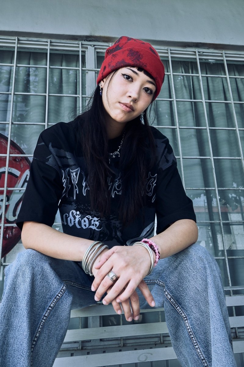 Beanie Stained Red - ANTIFASHION