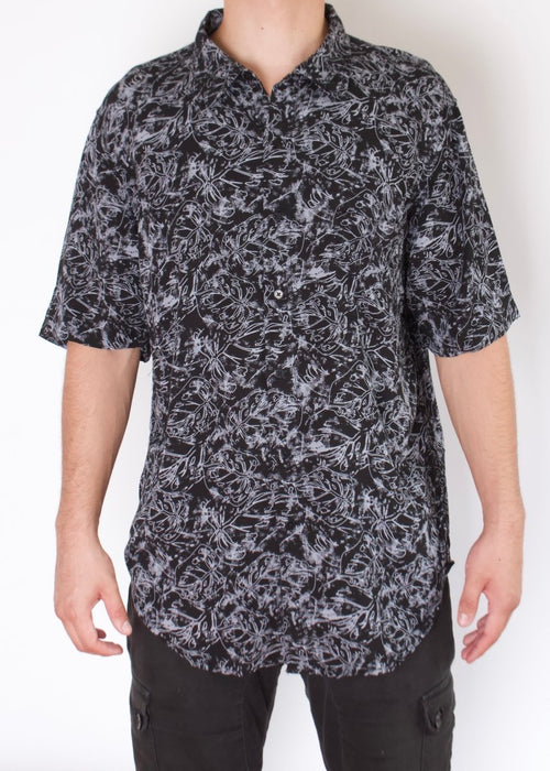 Camisa Hojas Gris - ANTIFASHION