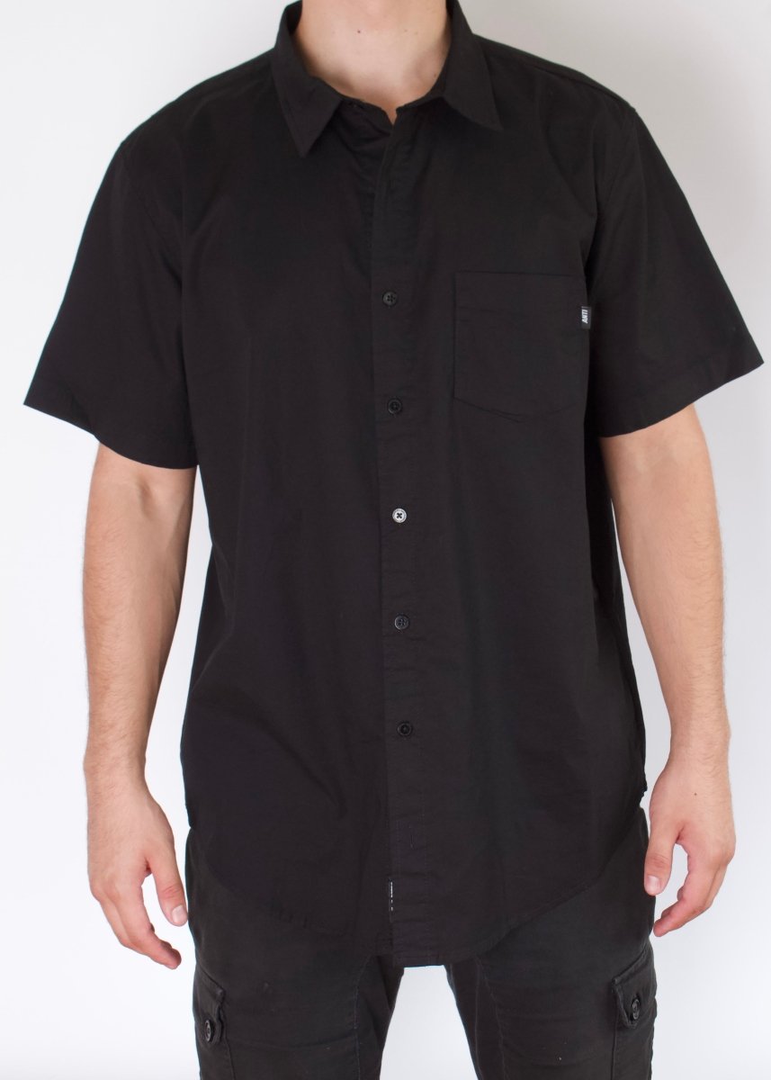 Camisa Negra - ANTIFASHION