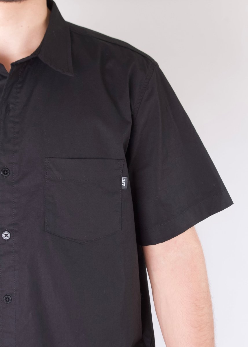 Camisa Negra - ANTIFASHION