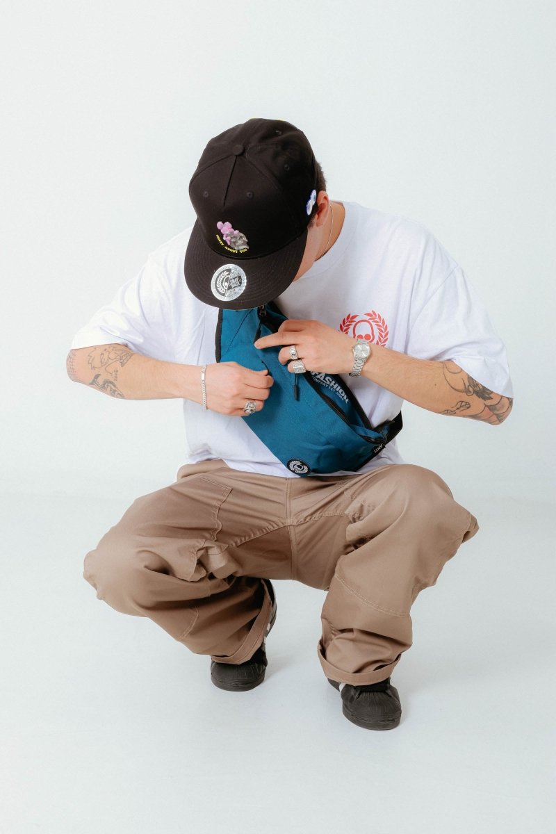 Cangurera Parche Blue - ANTIFASHION