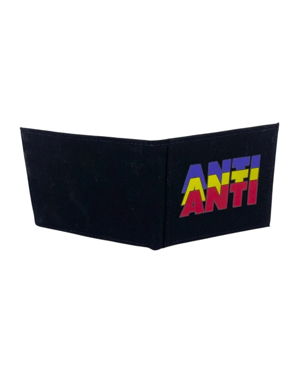 Cartera Three - ANTIFASHION