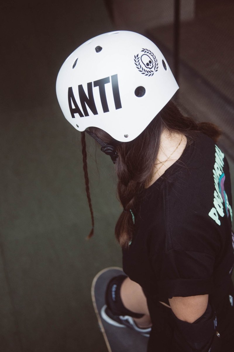 Casco Blanco - ANTIFASHION