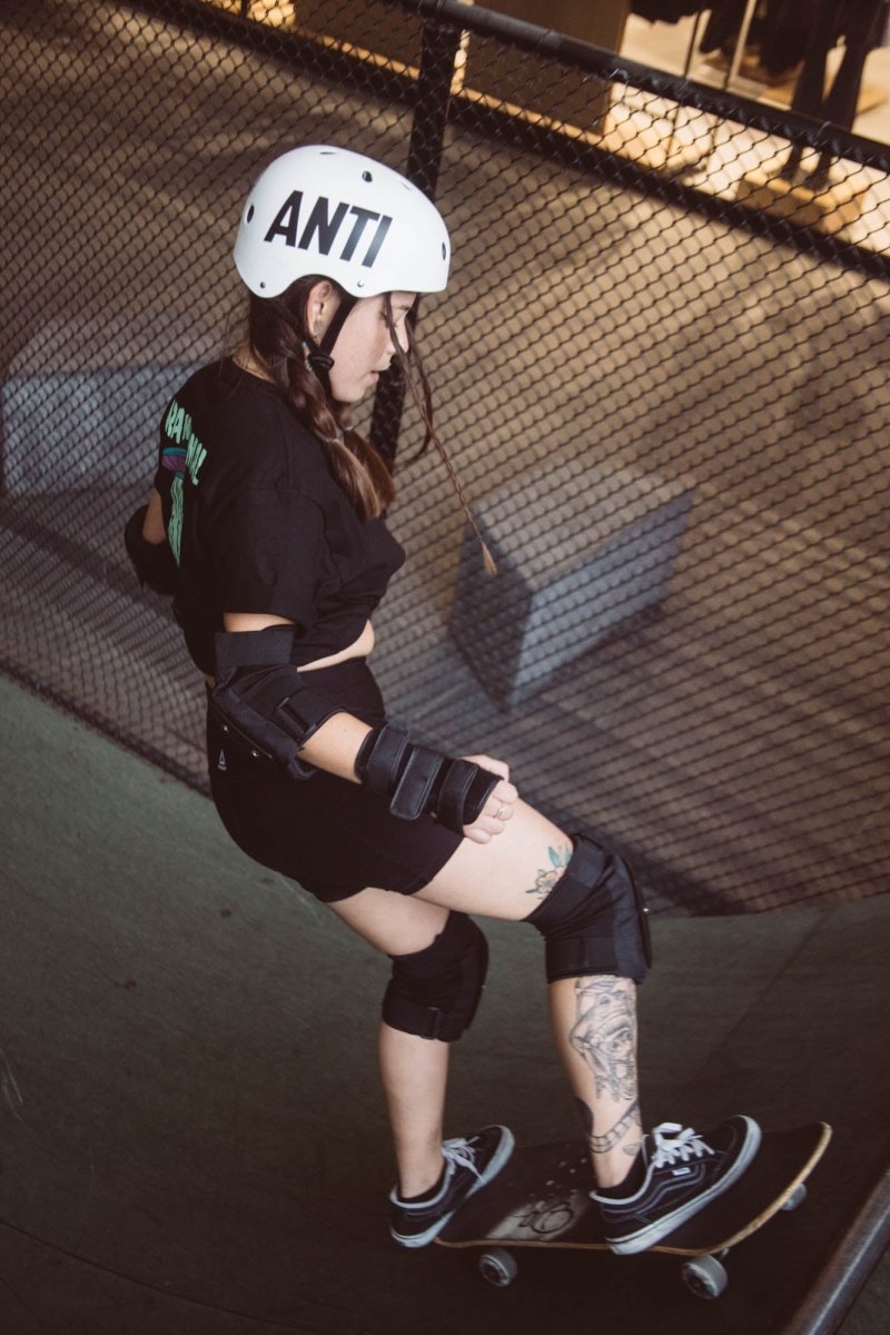 Casco Blanco - ANTIFASHION