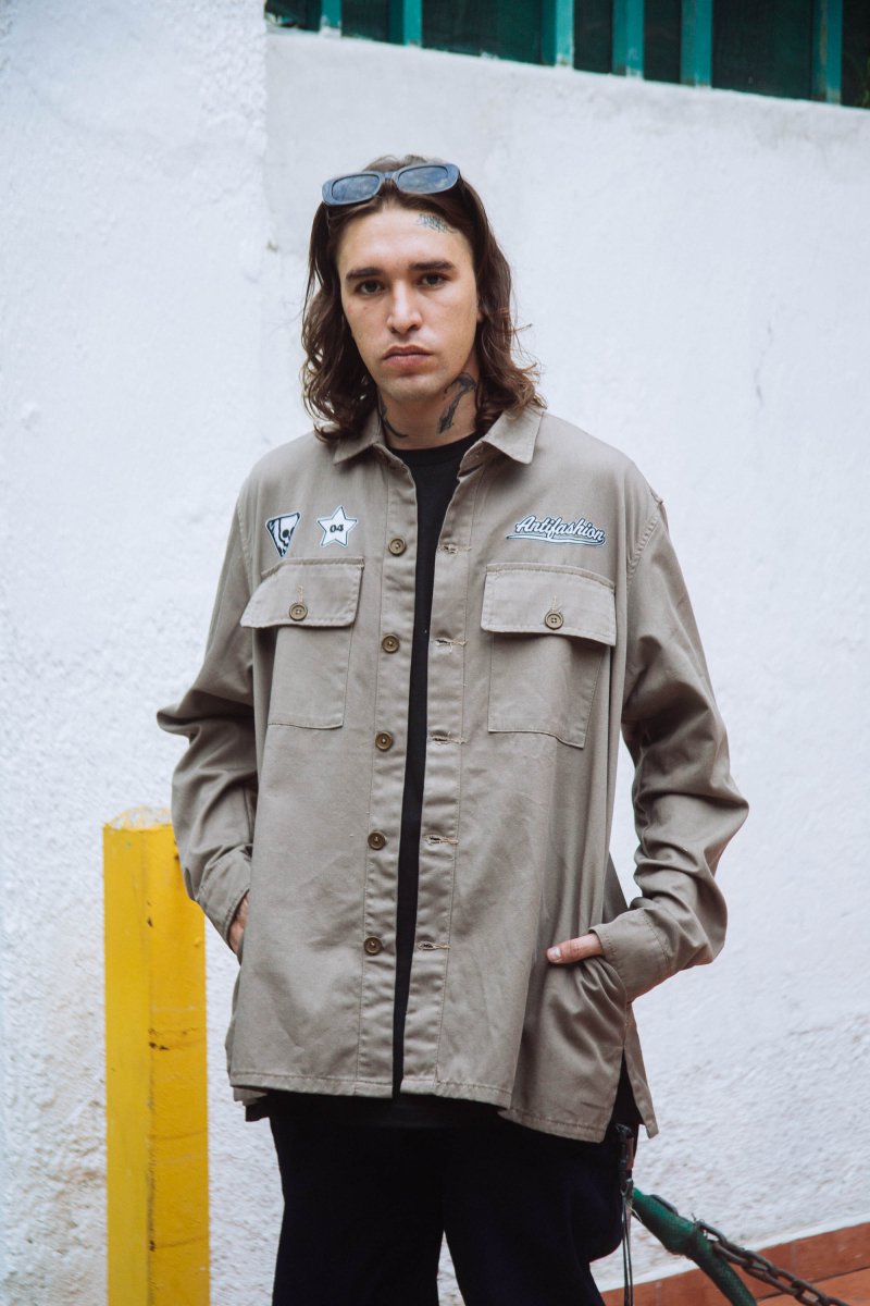 Chamarra Thunder Star Beige - ANTIFASHION