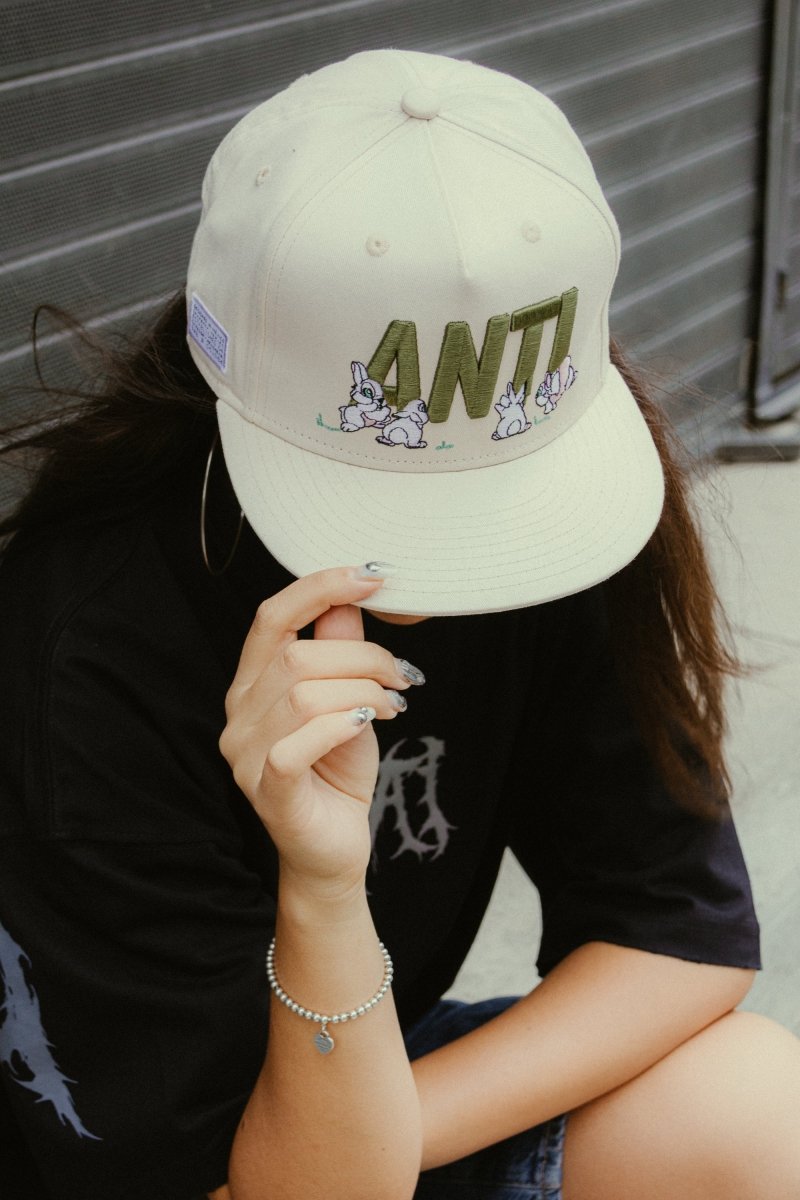 Gorra Rabits Olivo - ANTIFASHION