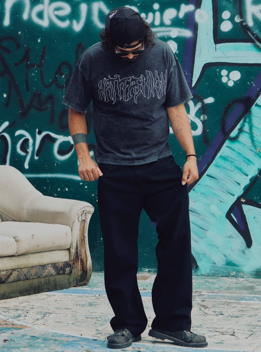 Jeans Bordados Flames Negro - ANTIFASHION