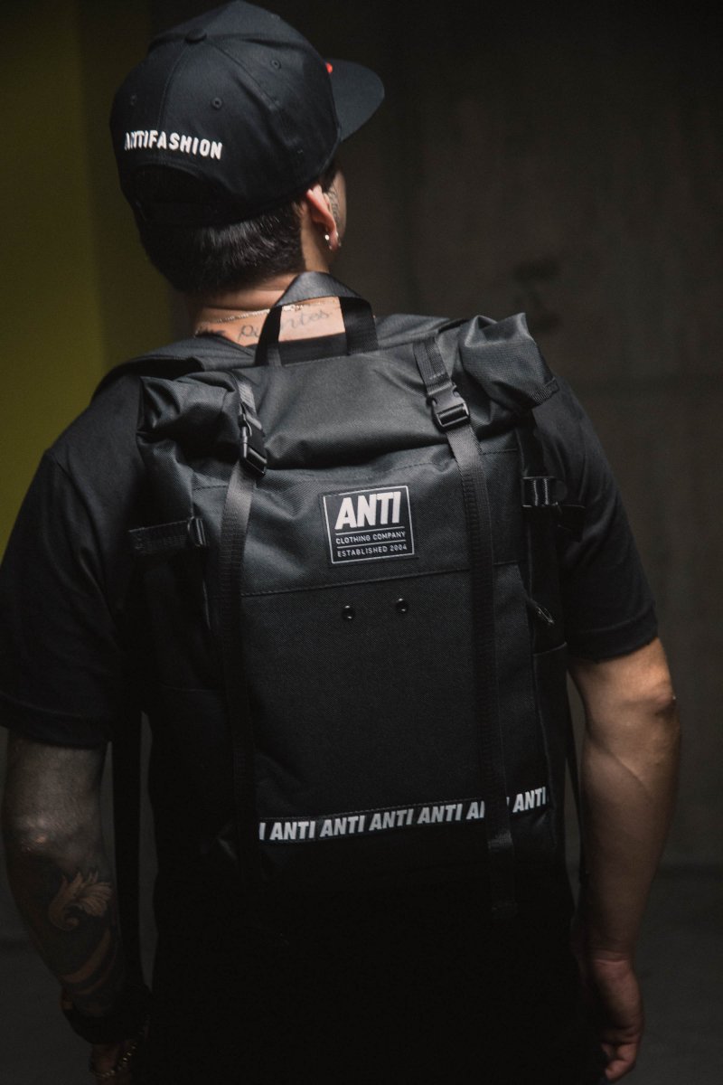 Mochila Camping Anti Black - ANTIFASHION
