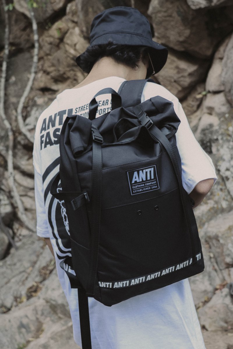 Mochila Camping Anti Black - ANTIFASHION