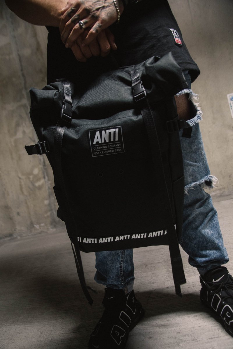 Mochila Camping Anti Black - ANTIFASHION