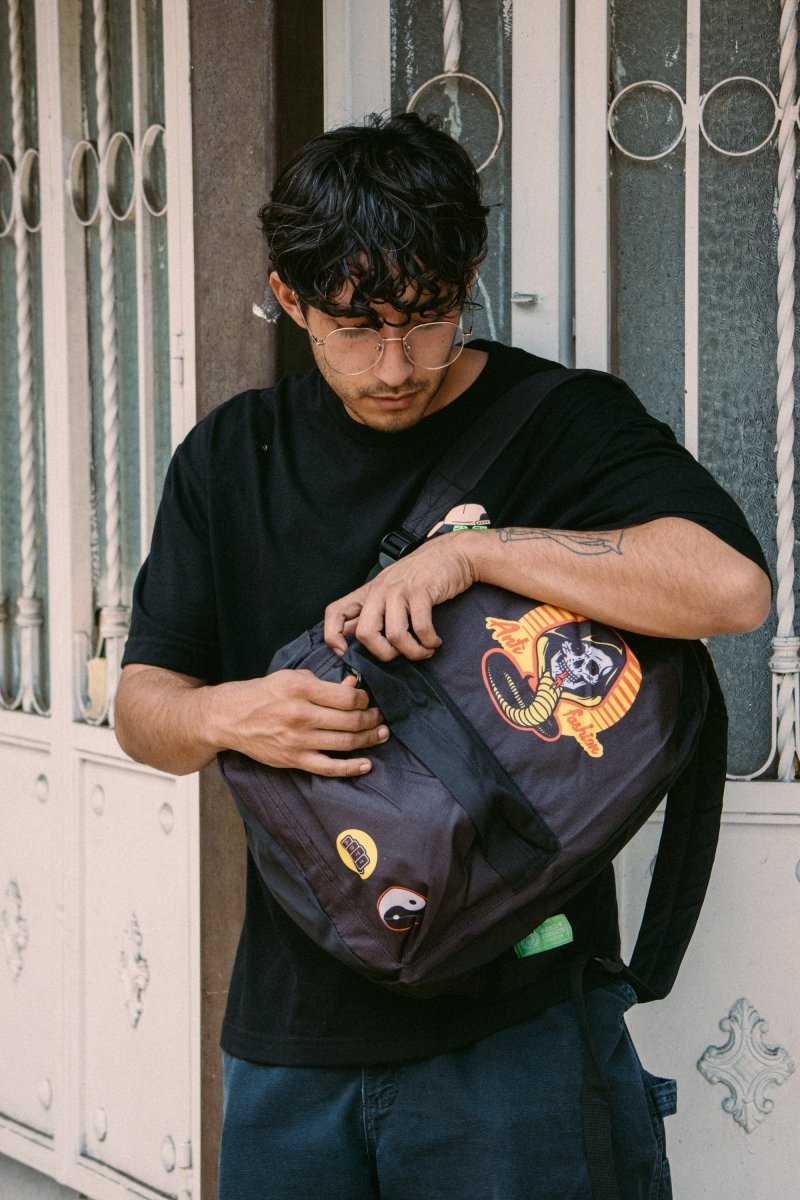 Mochila cobra kai - ANTIFASHION