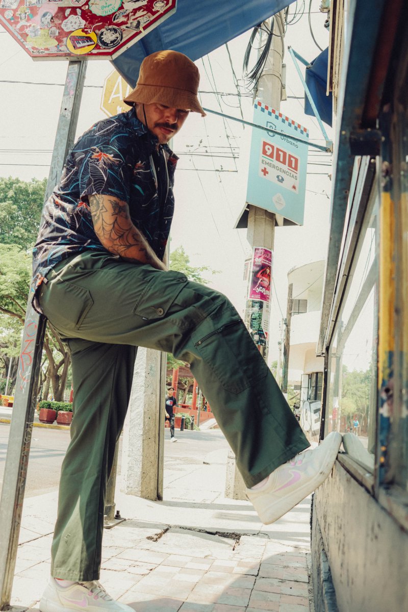 Pantalon Carpintero Cargo Olivo - ANTIFASHION