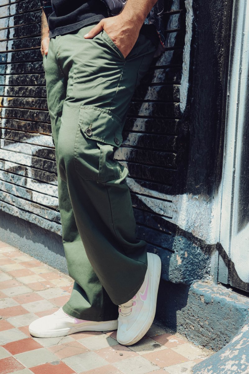 Pantalon Carpintero Cargo Olivo - ANTIFASHION