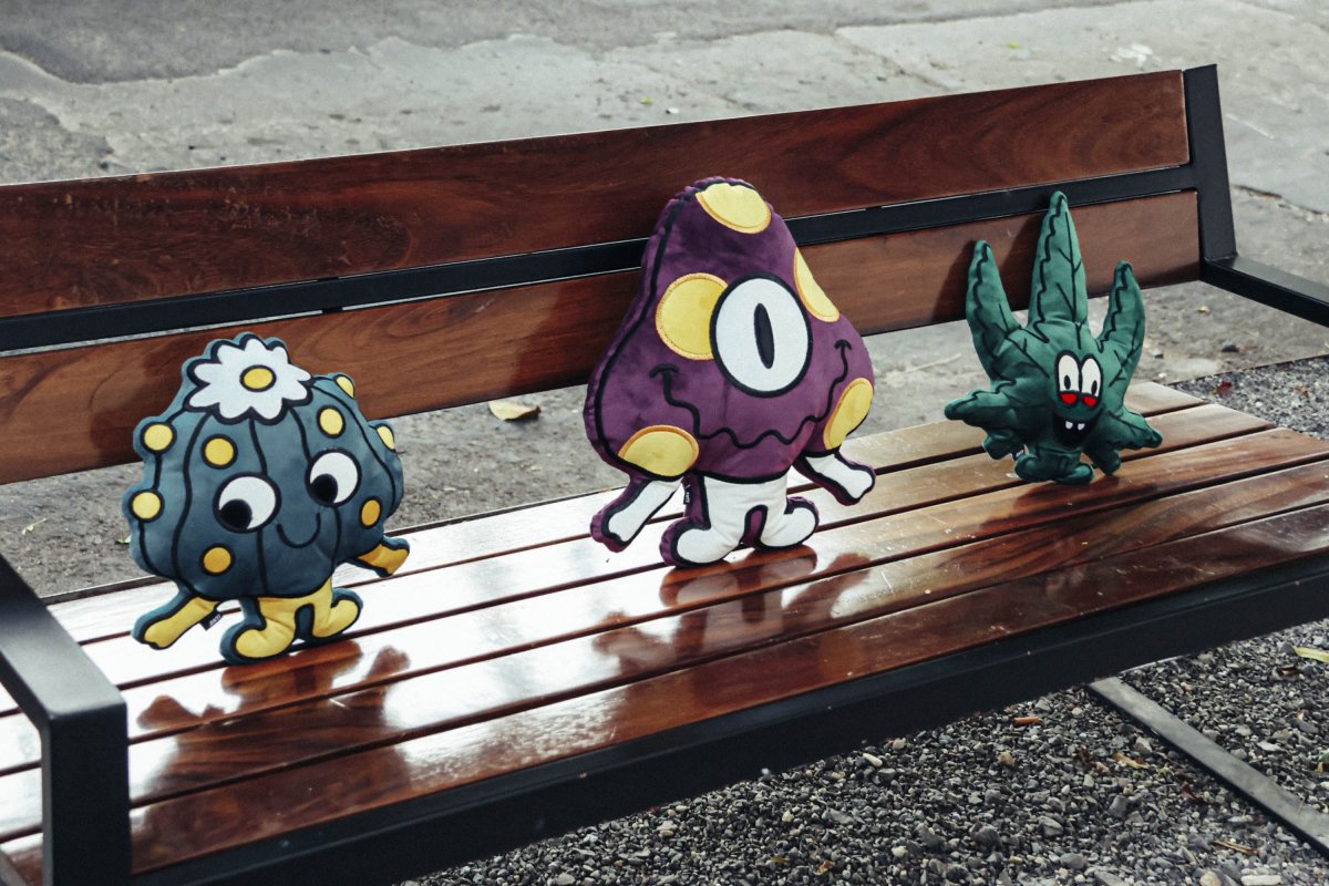 Peluche Hongo Chico - ANTIFASHION