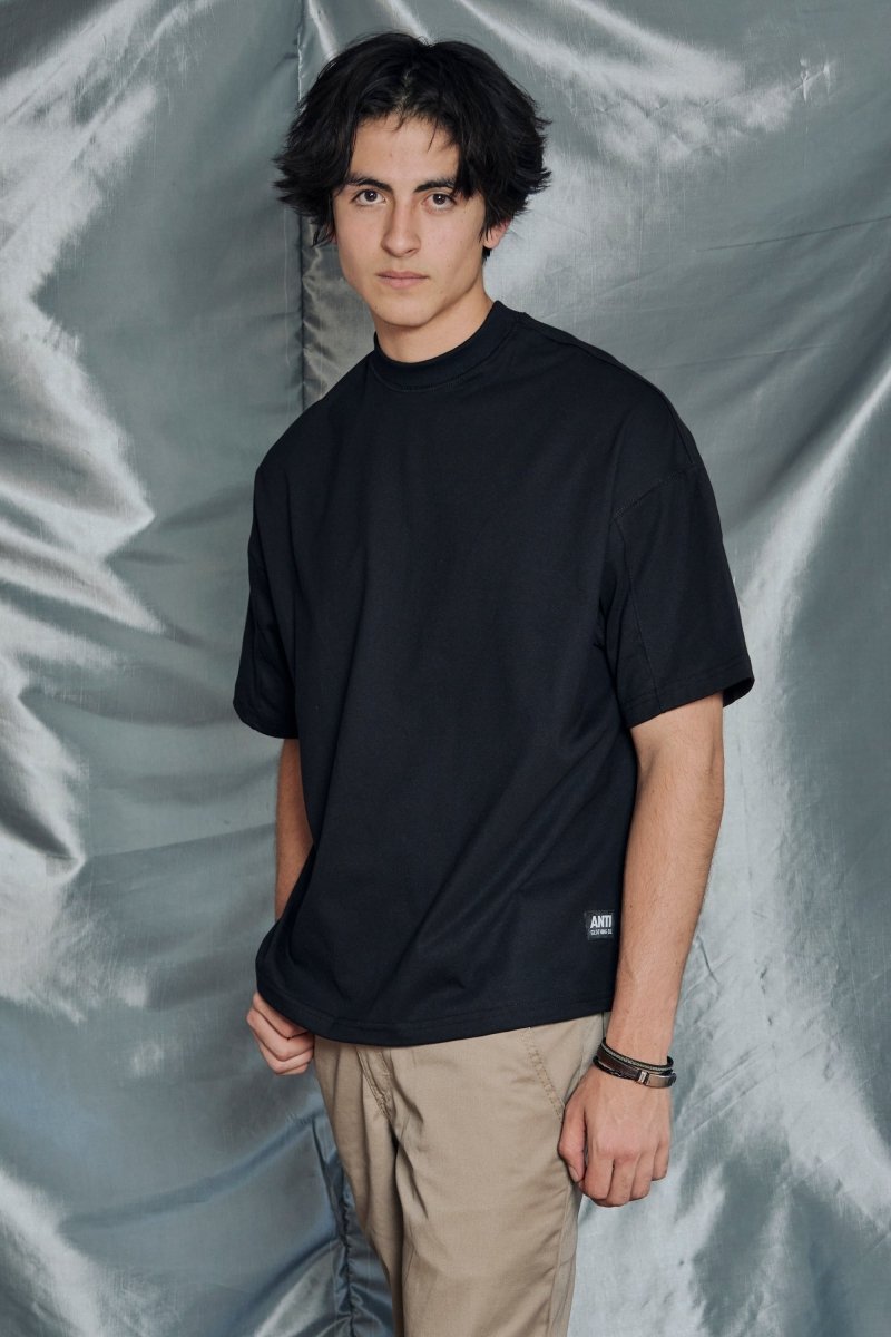 Playera Oversize Dravus Black - ANTIFASHION