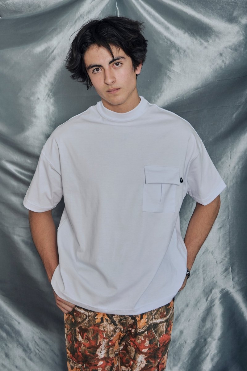 Playera Oversize Hard White - ANTIFASHION