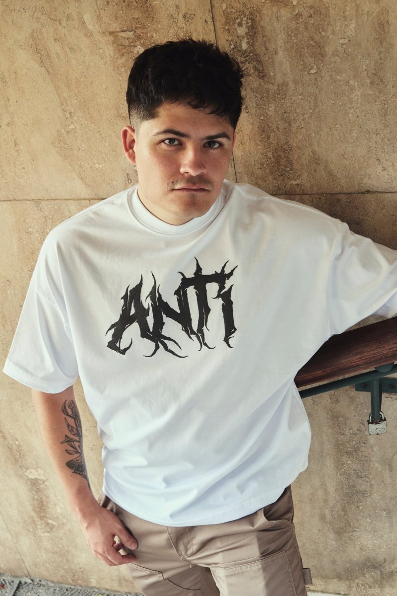 Playera Prime Hand White - ANTIFASHION