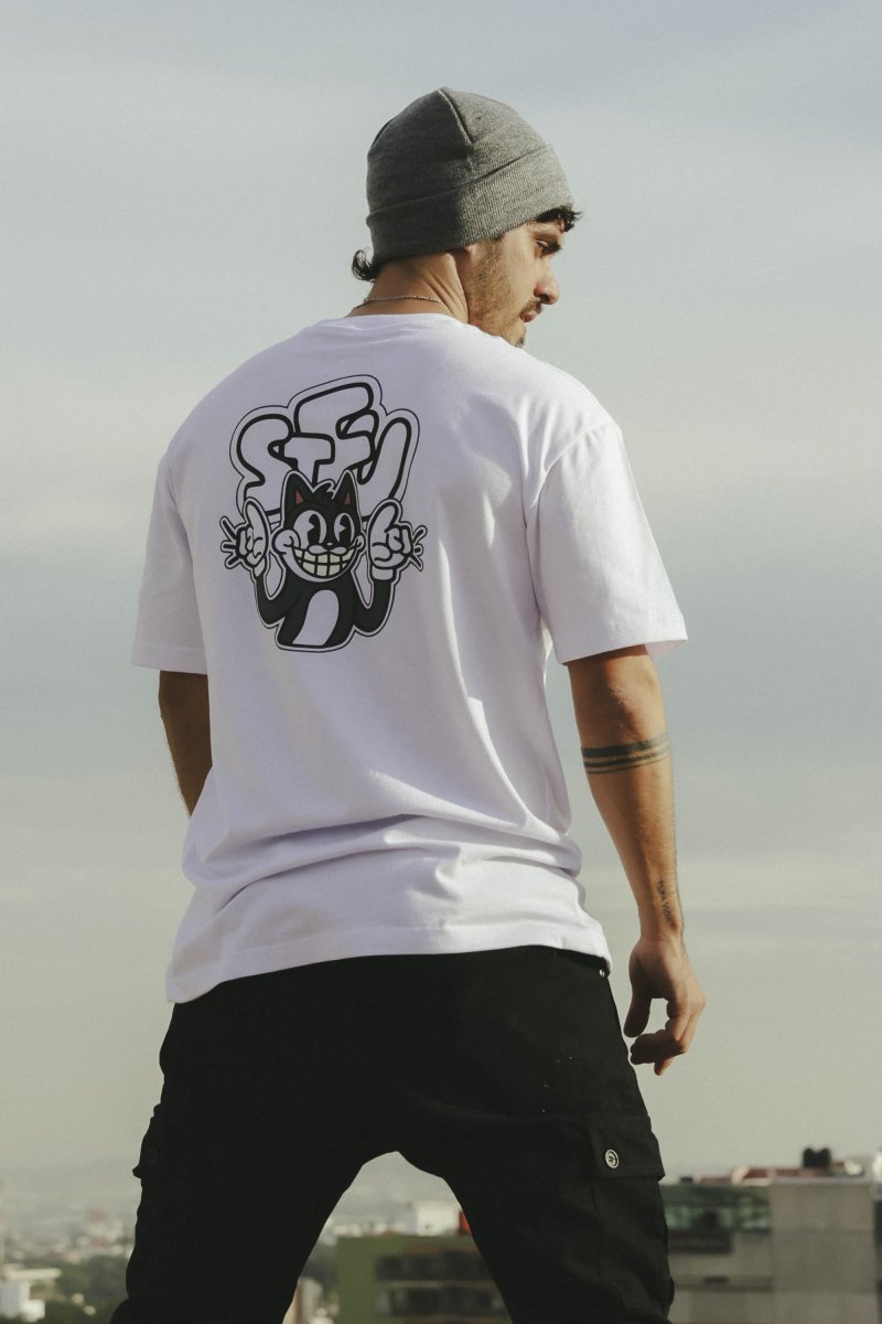 Playera Shut The Fuck - ANTIFASHION