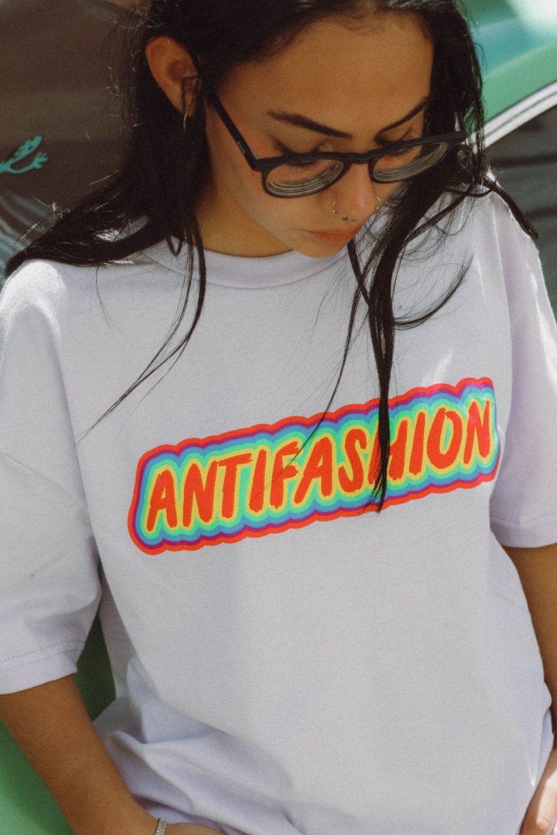 Playera SKULL LIGHTING Lila - ANTIFASHION