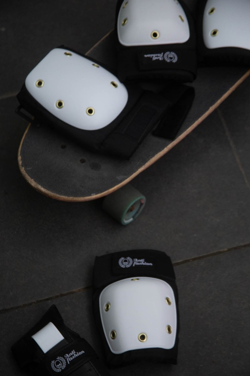 Protecciones Black&White - ANTIFASHION