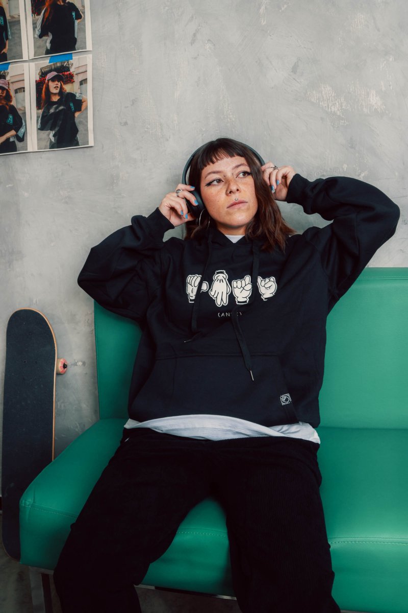 Sudadera Señas Negro - ANTIFASHION