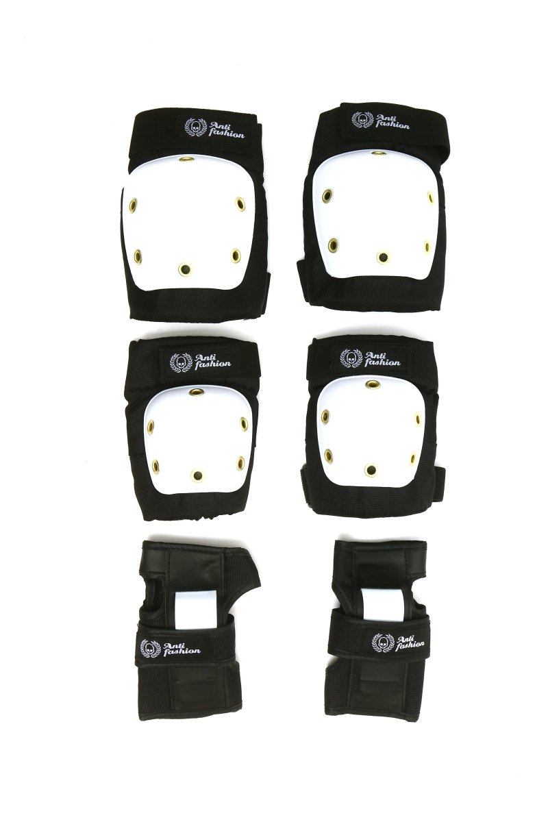 Protecciones Black&White - ANTIFASHION